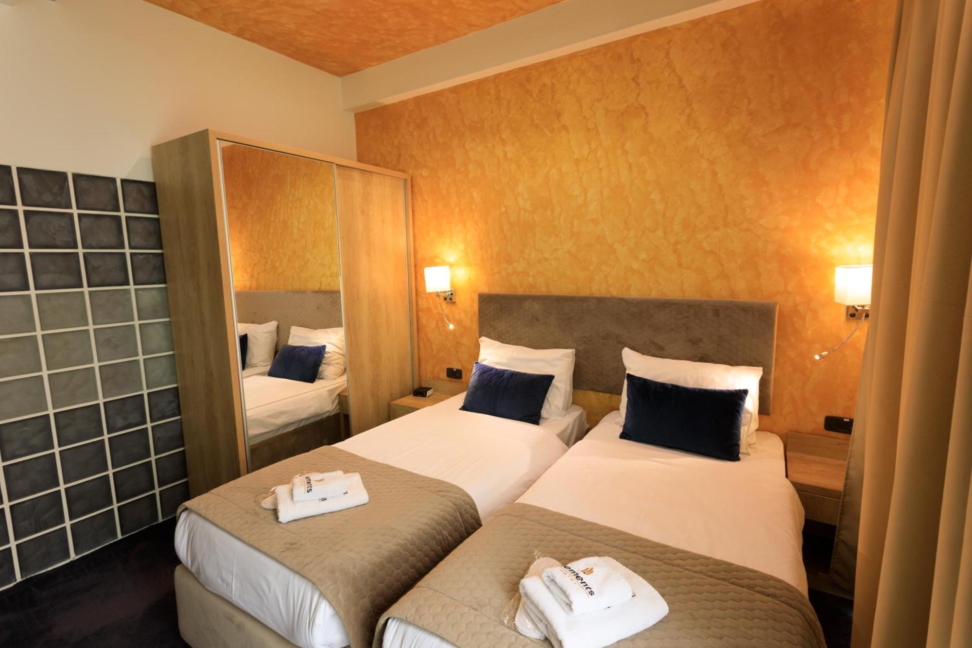 Hotel Elements Novi Pazar Exterior foto